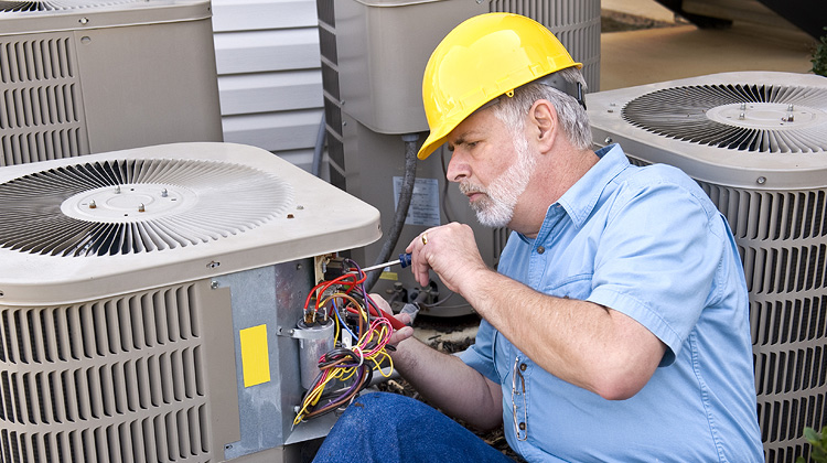 North York Condenser Installation, Tune Up, Maintenance. Commercial & Retail Locations. 24/7 Service and Free onsite cost estimation.